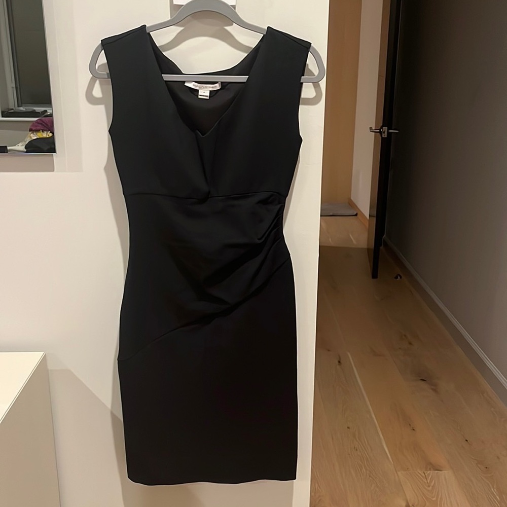 Diane von Furstenberg black body con dress size 4